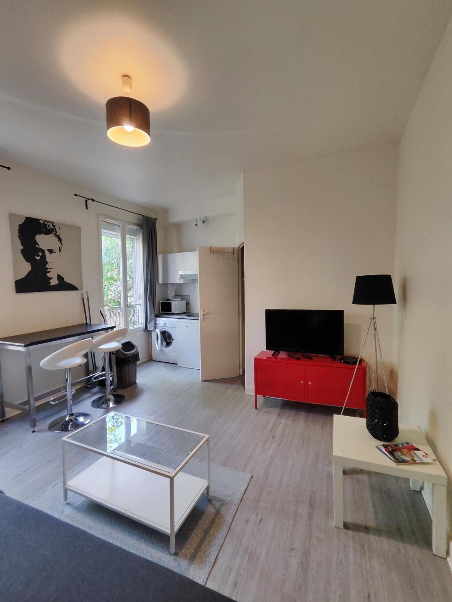 Charming Parisian Studio! Ivry-sur-Seine Oda fotoğraf